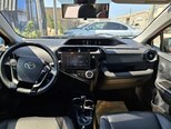 Toyota Aqua-13
