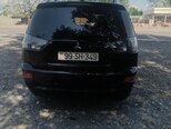 Mitsubishi Outlander-2