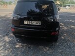 Mitsubishi Outlander-15