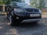 Mitsubishi Outlander-13