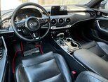 Kia Stinger-10