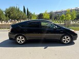 Toyota Prius-5