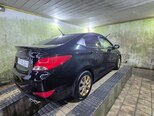 Hyundai Accent-5