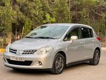 Nissan Tiida-4