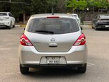 Nissan Tiida-13
