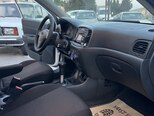 Hyundai Accent-20