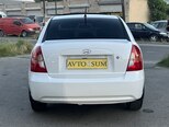 Hyundai Accent-2