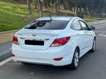 Hyundai Accent-3