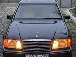 Mercedes E 200-1