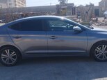 Hyundai Elantra-6