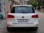 Volkswagen Touareg-11