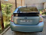Toyota Prius-7