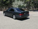 Mercedes E 240-2