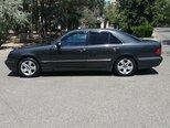 Mercedes E 240-12