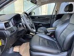 Kia Sorento-16