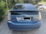 Toyota Prius-4