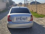 Hyundai Accent-6