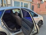 Toyota Prius-9