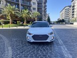 Hyundai Elantra-1