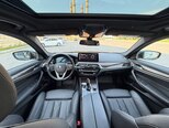BMW 530e-10