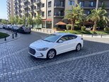 Hyundai Elantra-6