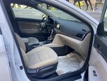 Hyundai Elantra-8
