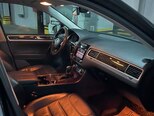 Volkswagen Touareg-5