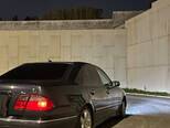 Mercedes E 320-4