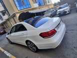 Mercedes E 220-10