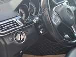 Mercedes E 220-11