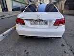Mercedes E 220-2