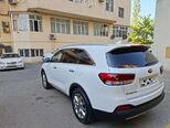 Kia Sorento-4