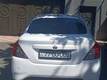 Nissan Sunny-18