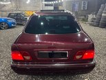 Mercedes E 230-3