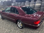 Mercedes E 230-5
