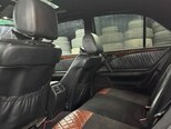 Mercedes E 230-9