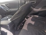 Hyundai Elantra-6