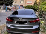 Hyundai Elantra-5