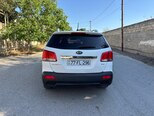 Kia Sorento-2