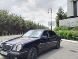 Mercedes E 230-6
