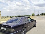 Mercedes E 230-11
