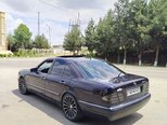 Mercedes E 230-12