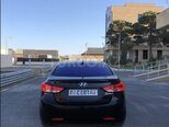 Hyundai Elantra-2