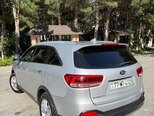Kia Sorento-12