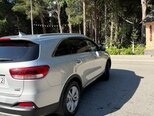 Kia Sorento-11