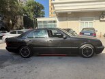 Mercedes E 240-3