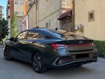 Hyundai Elantra-4