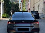 Hyundai Elantra-5