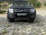 Mitsubishi Pajero-1