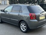 Toyota Corolla-10